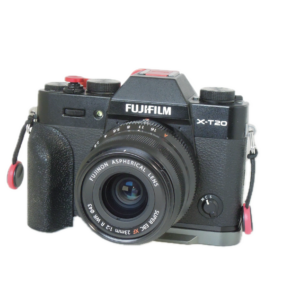 FUJI X-T20 + XF 23 F2,0 + HANDGRIP SMALLRIG